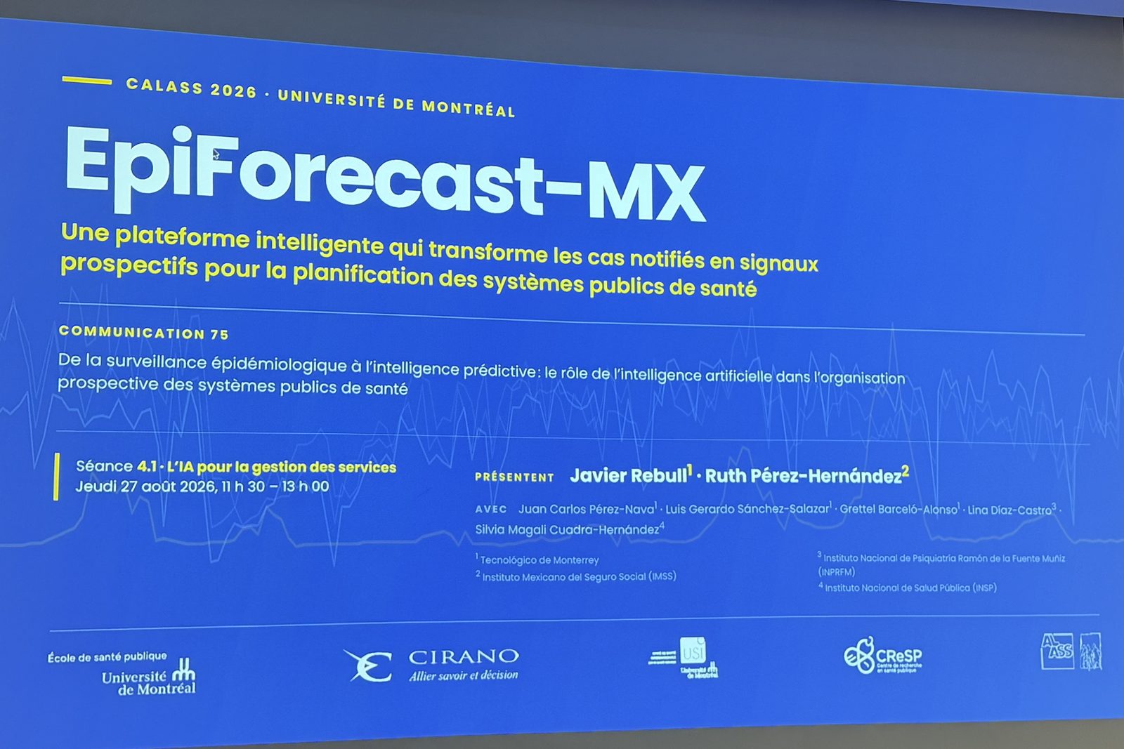 Lámina de portada de la Comunicación 75 proyectada en francés en la sala del congreso, con el título de EpiForecast-MX, la sesión 4.1 y los siete autores.
